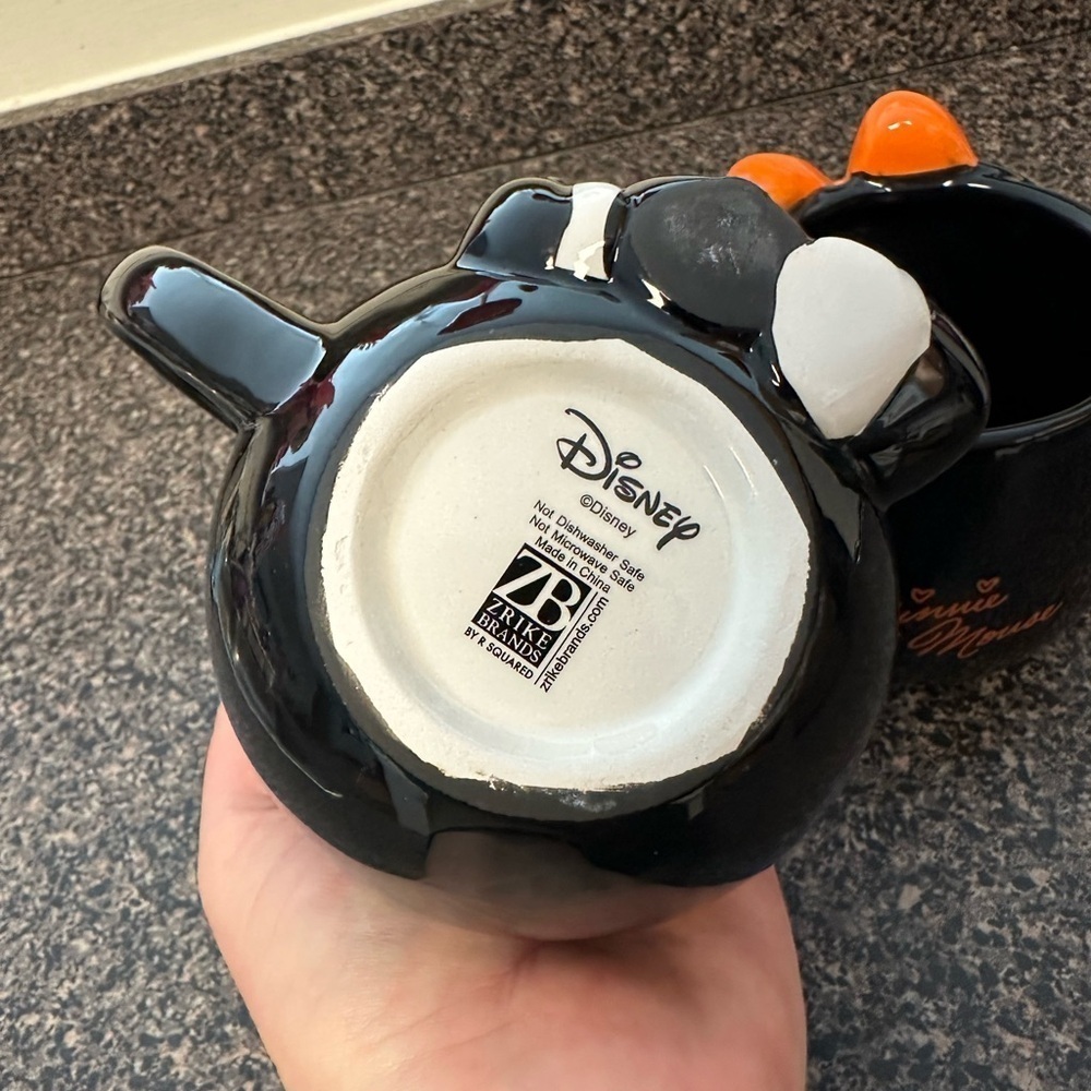 Disney Mickey & Minnie Mouse 3D Skeleton Halloween Mugs - Picture 4 of 5